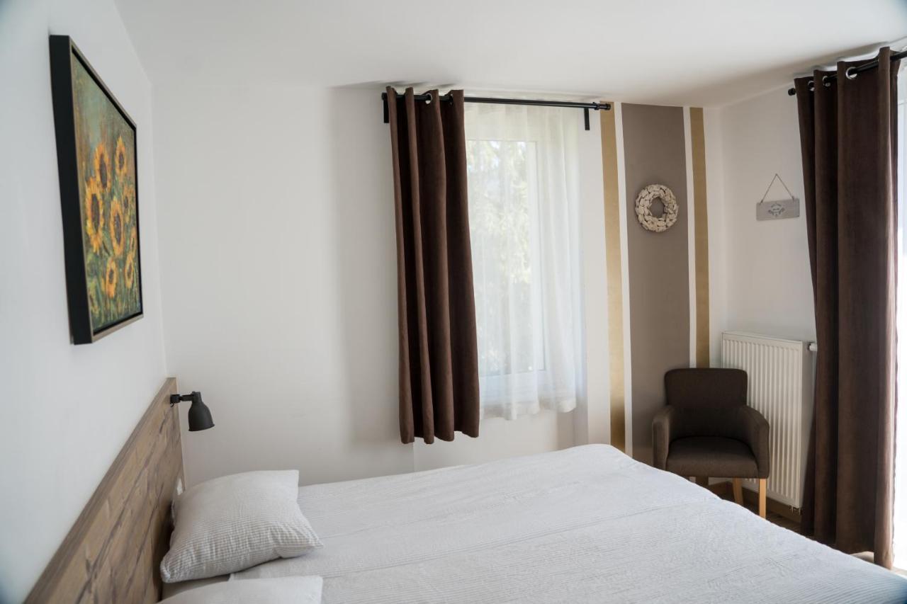 Hisa Poljana Rooms Prevalje Luaran gambar